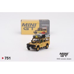 Mini GT Land Rover Defender 110 1989 Camel Trophy Amazon Team Japan