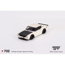 Mini GT Nissan Skyline...