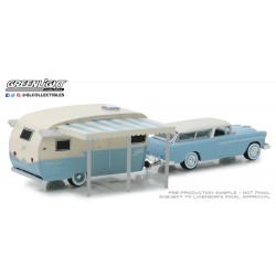 Greenlight 1955 Chevrolet Nomad and Shasta Airflyte