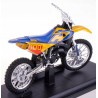 Welly Husqvarna CR125 Con Base 1:18