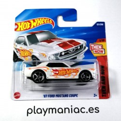 Hot Wheels '67 Ford Mustang...