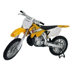 Welly Suzuki RM250 Con Base...